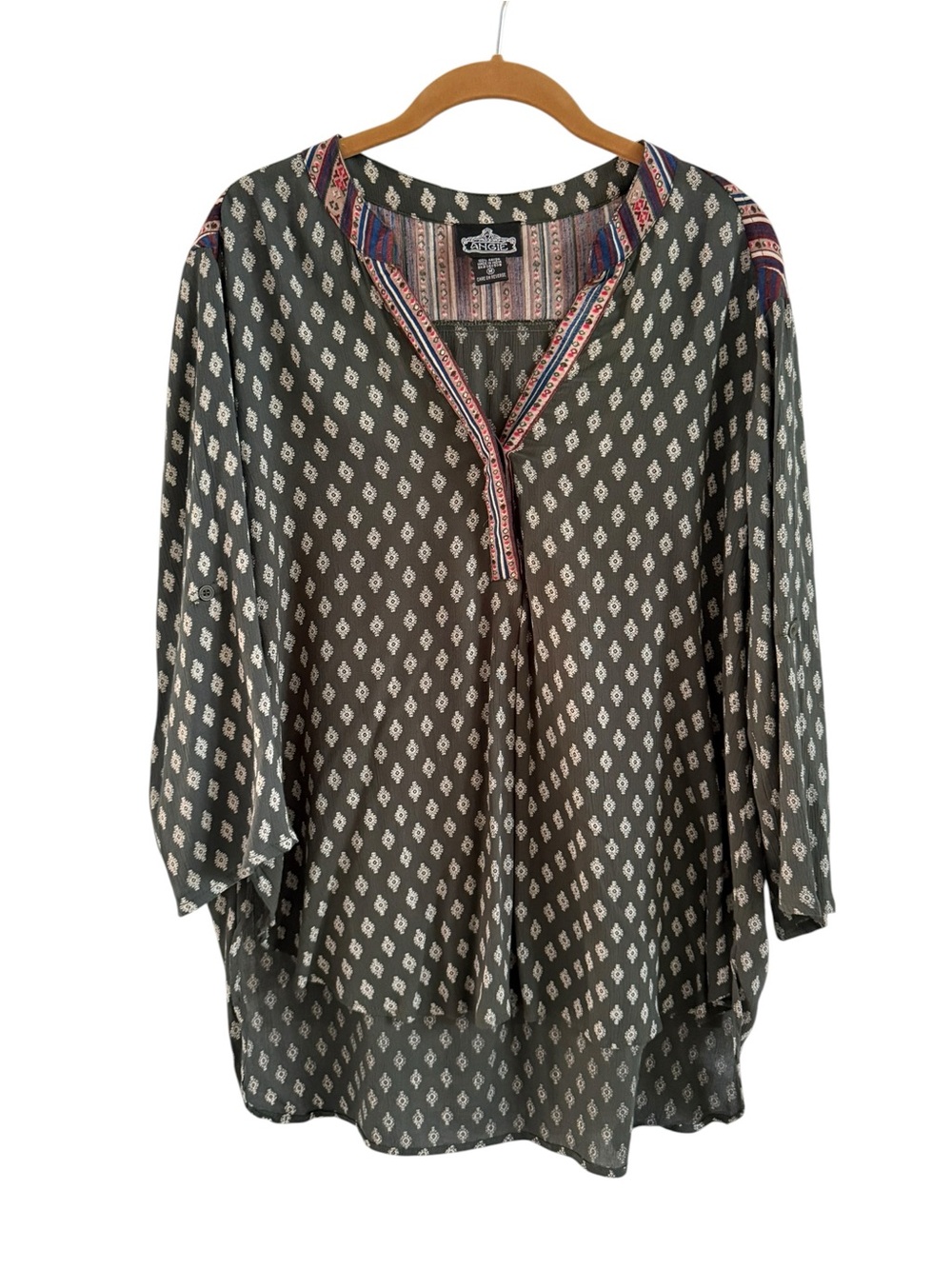 Angie Boho Geometric Print V-Neck Top Olive Printed Split-Neck Tunic Size M